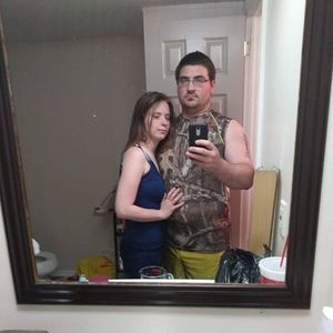 Meet your Posher, Devin